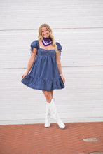 Load image into Gallery viewer, Vintage Ratty Cat Silk Hankerchief