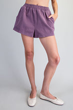 Load image into Gallery viewer, Elastic Waist Side Pocket Shorts

