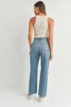 Load image into Gallery viewer, JBD Straight Distressed Jean
