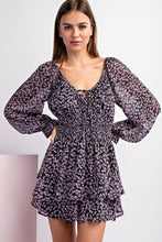 Load image into Gallery viewer, Printed Romper With Puff Sleeves
