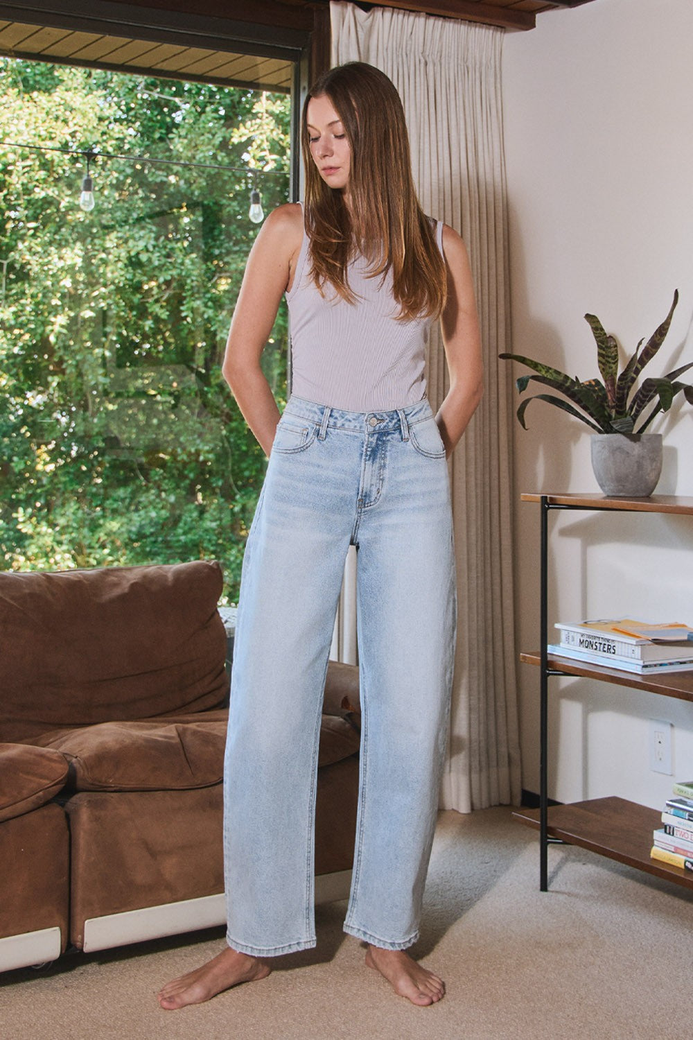 lv1456- High Rise Barrel Jeans
