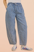 Light Mineral Wash Barrel Jeans
