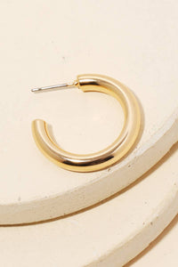 Metallic Tube Hoop Earrings: G