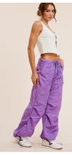 Load image into Gallery viewer, Mid-rise Purple Cargo Pant
