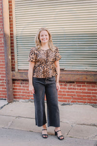 Bubble Short Sleeve Leopard Top