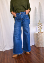 Load image into Gallery viewer, Front Pocket Wide Leg Denim Jeans
