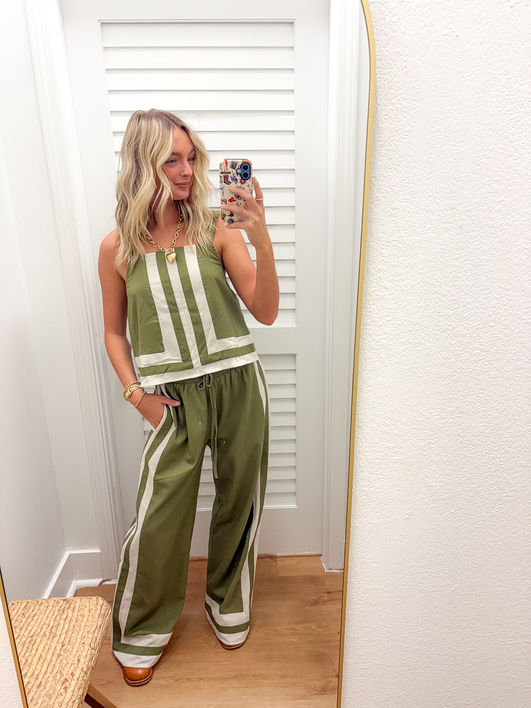Olive Straight Leg Woven Pants