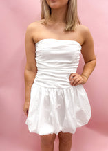 Load image into Gallery viewer, White Bubble Dress
