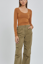 Load image into Gallery viewer, Camel Basic Long Sleeve Top
