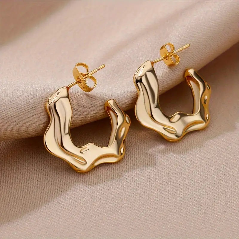 Gold Waved Earrings