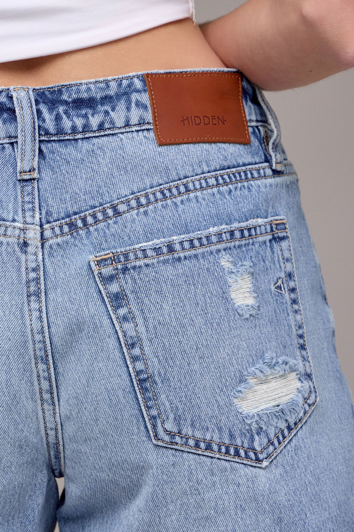 Medium Light Distressed High Rise Short