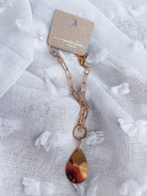 Load image into Gallery viewer, Tear Drop Pendant Chain Linked Necklace
