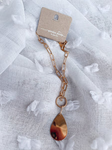 Tear Drop Pendant Chain Linked Necklace