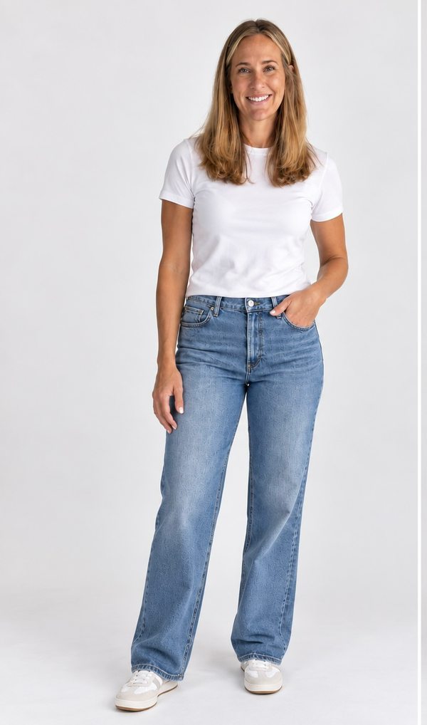 Sam, Mesa model, 5'9"