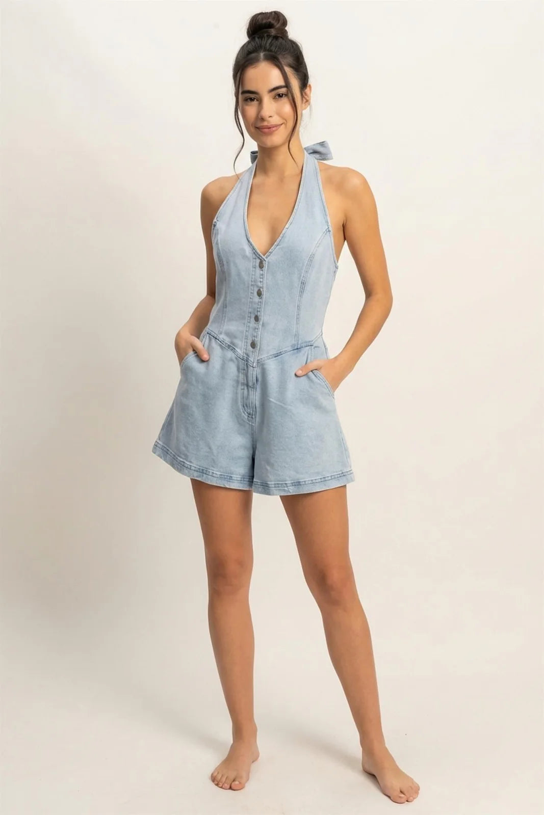 Light Blue Denim Halter Heck Romper