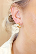 Load image into Gallery viewer, Madge Earrings: GD
