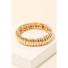 Load image into Gallery viewer, Elastic Metallic Croissant Chain Bracelet: G
