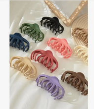 Load image into Gallery viewer, Solid Color Octopus Shaped Hair Claw
